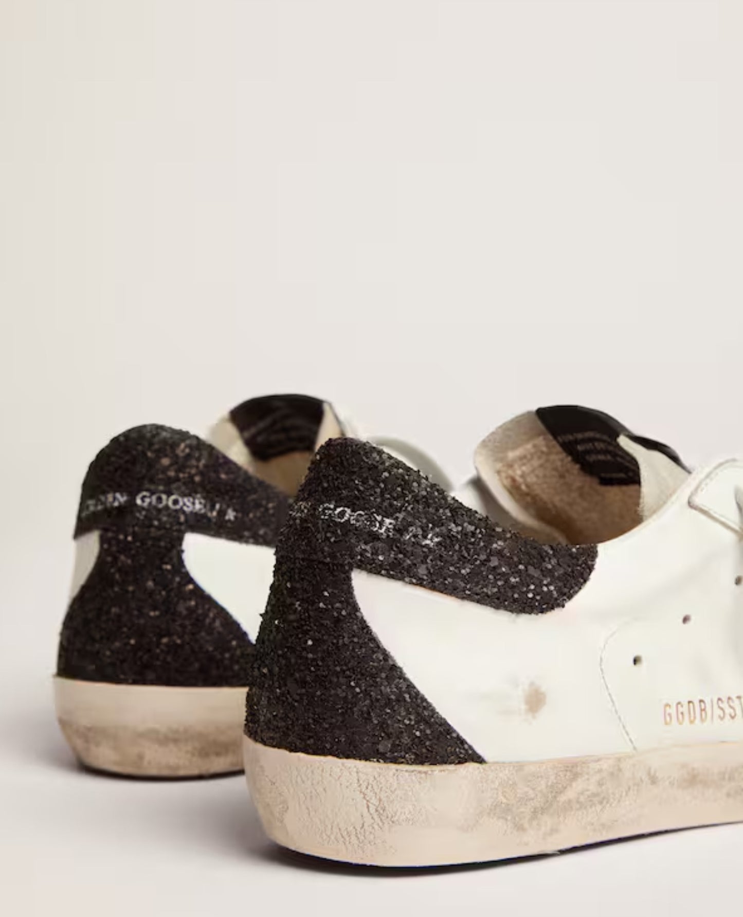 Golden Goose
Women's Super-Star with gold star and black glitter heel tab