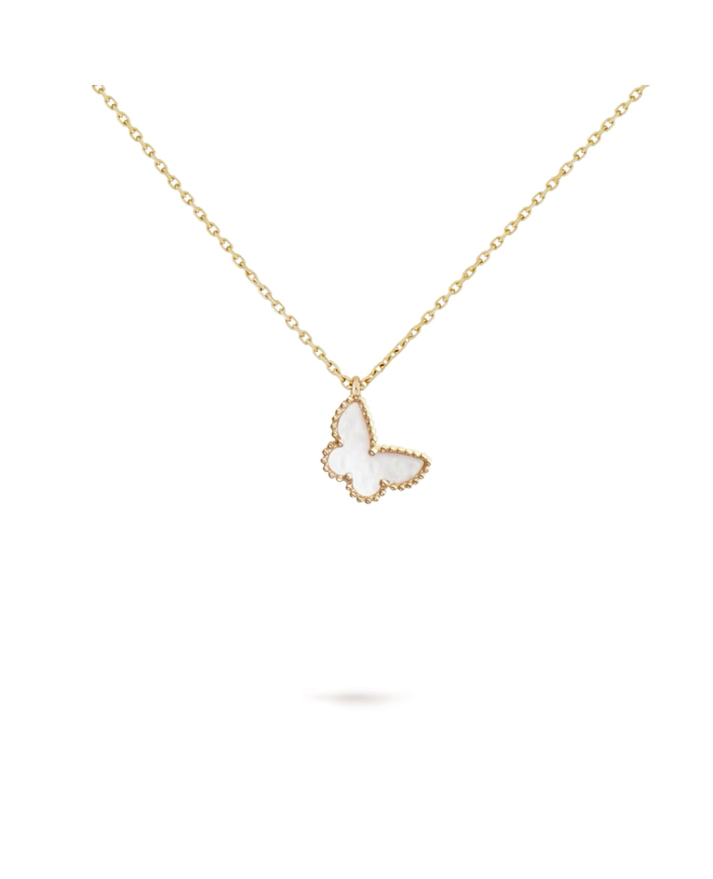 Sweet Alhambra butterfly pendant Van Cleef