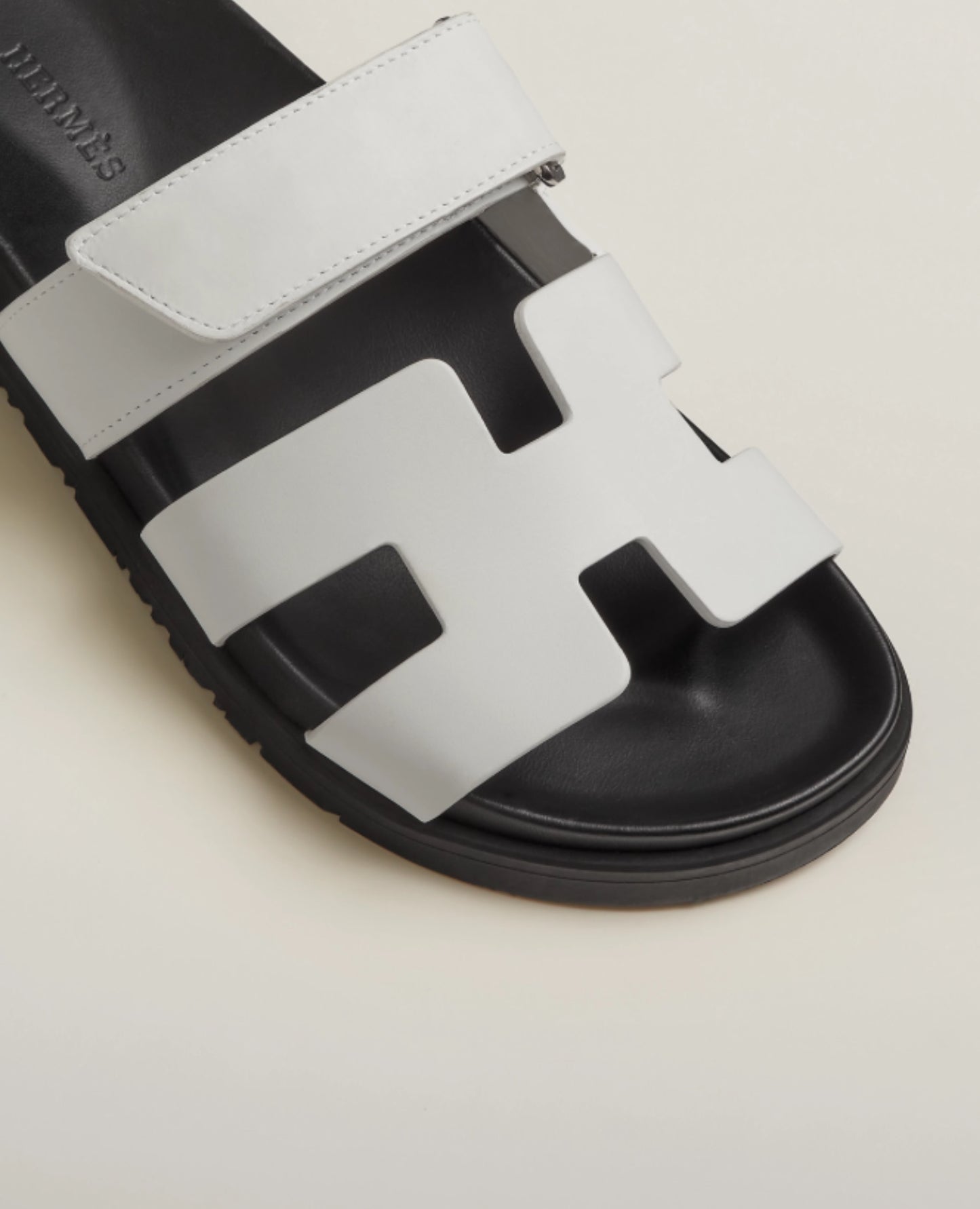 Hermès Chypre Sandal White Goatskin Lining